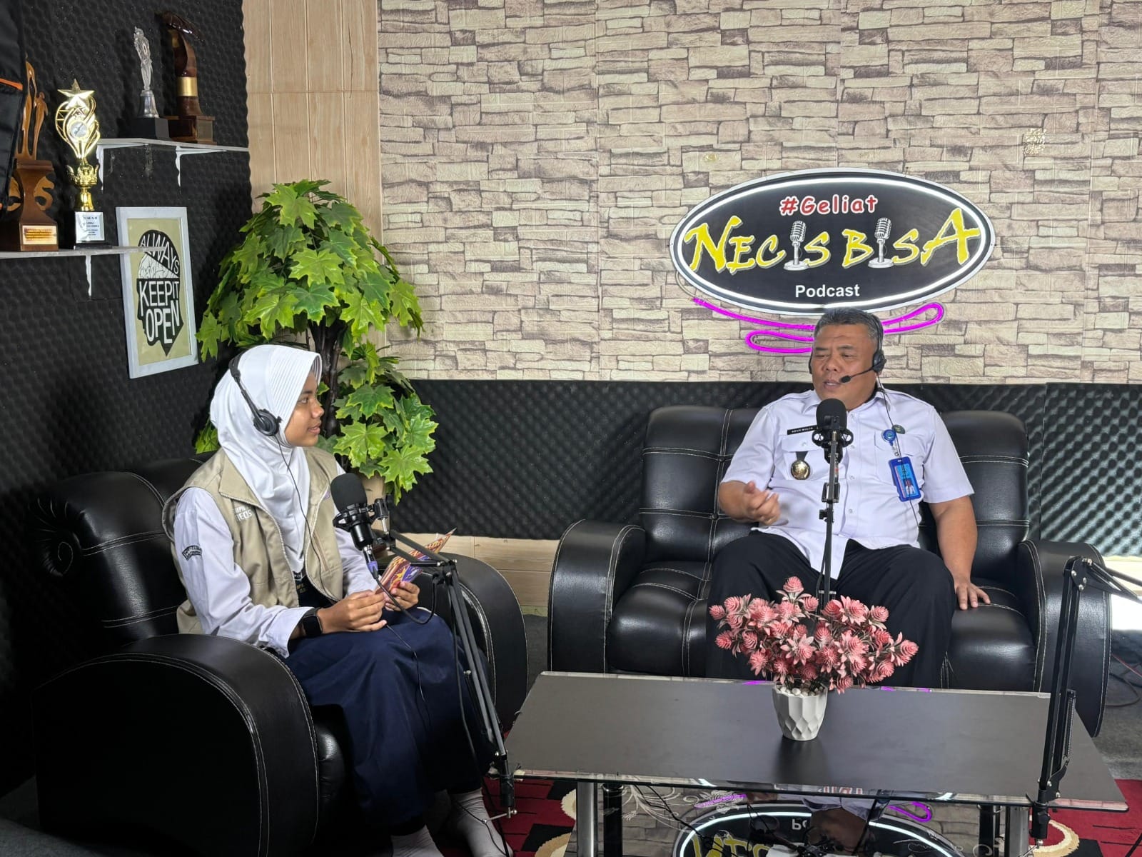 deklarasi Sekolah Bersinar di SMPN 1 Cilimus